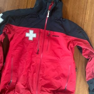 Patagonia gortex ski patrol jacket
